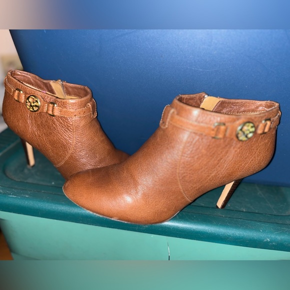 Leather coach booties - Picture 2 of 3